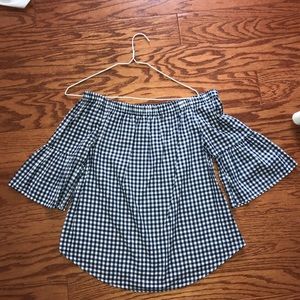 Women’s off the should’ve gingham top. Size small